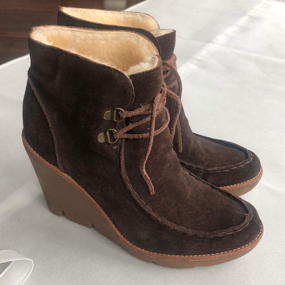 KORS Michael Kors brown suede wedge booties Sz 7